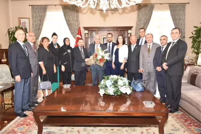 Vali Güvençer İyi Partilileri Ağırladı
