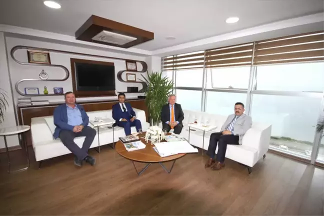 Aslantatar ve Kerman'dan, Tredaş'a Ziyaret