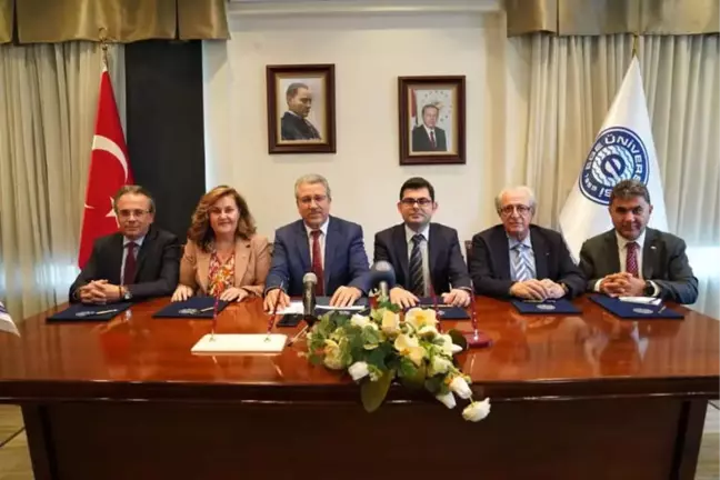 Genç Moda Tasarımcıları İzmir'i Modanın Başkenti Yapıyor