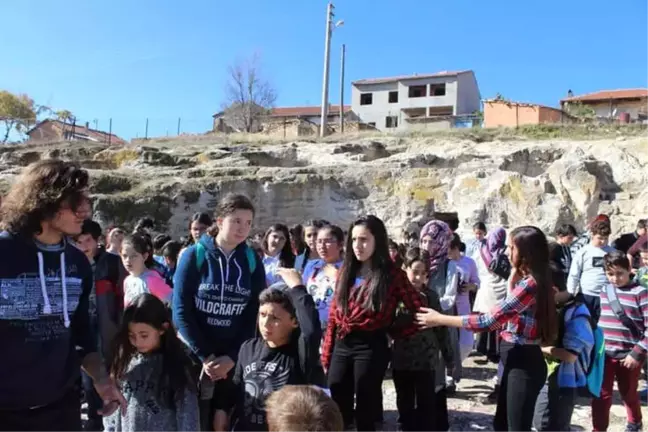 Öğrencilerden Han'a Tarihi ve Turistik Gezi