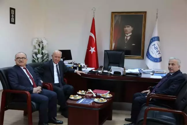 Vali Kamçı Veda Ziyaretlerine Devam Ediyor