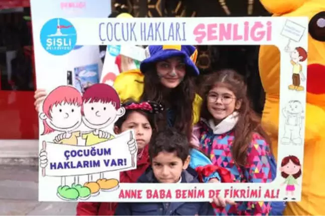 Çocuk Hakları Şenliği'nde Haklarını Eğlenerek Öğrendiler