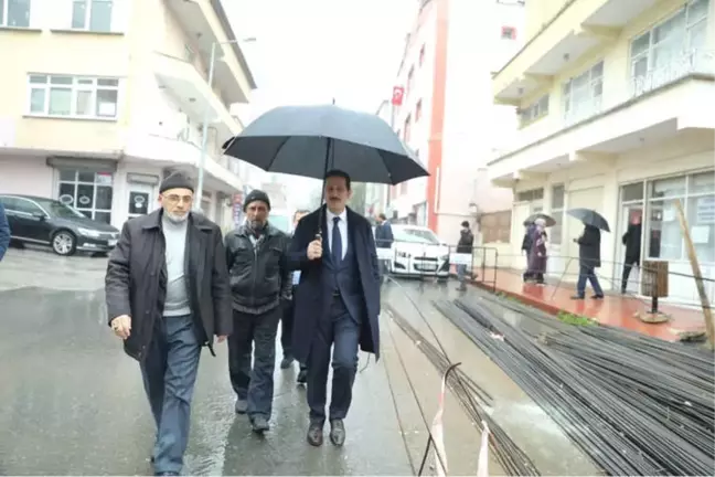 Tok'tan Yağmur Altında Mahalle Gezisi