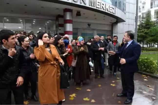 Başkan Alatepe'den Yeni Havalimanı İşçilerine İlk Gün Uğurlaması