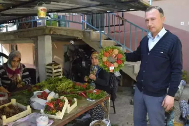 Köylü Kadınların Yaptığı Noel Çelenkleri, Avrupa'ya İhraç Ediliyor