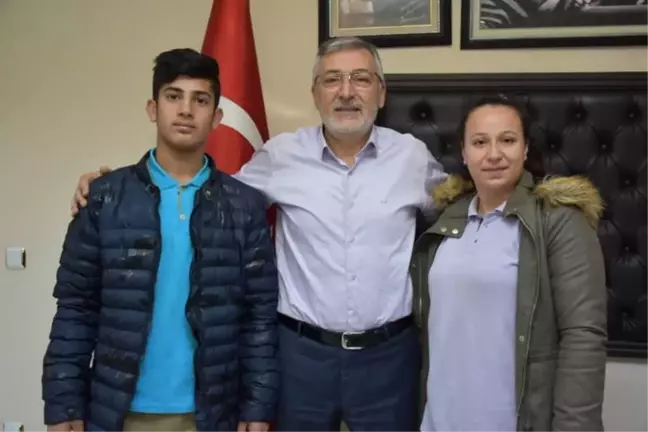 Öğrenci Temsilcileri Başkan Bozkurt'u Ziyaret Etti