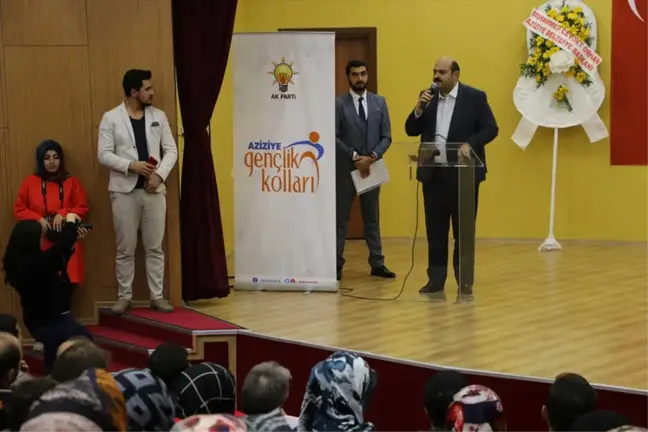 Başkan Orhan Gençlerle Buluştu
