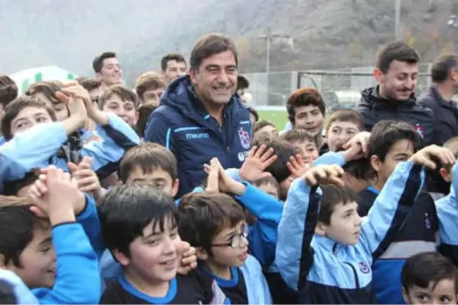 Ünal Karaman, Artvin'de Trabzonspor Futbol Okulu'nun Açılışına Katıldı