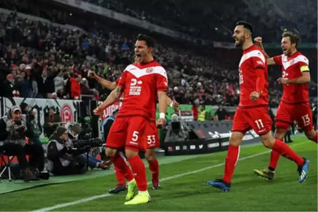 Milli Oyuncu Kaan Ayhan'ın 2 Golü, Düsseldorf'u Galibiyete Uçurdu