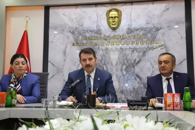 Vali Ayhan'dan Tcdd Bölge Müdürlüğüne Ziyaret