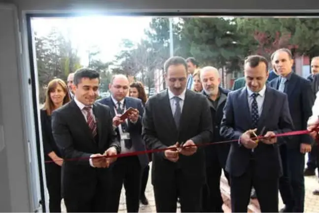Elazığ'da Büyük Veri ve Yapay Zeka Laboratuvarı Açıldı