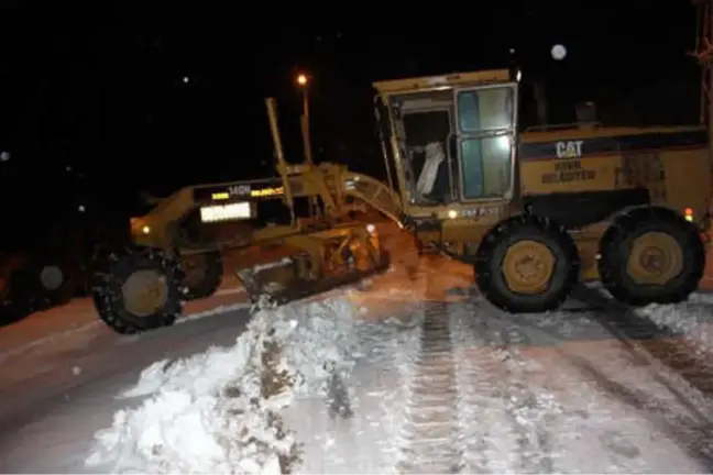 Kar Yağışı, Kınak ve Bergama'da Etkili Oldu