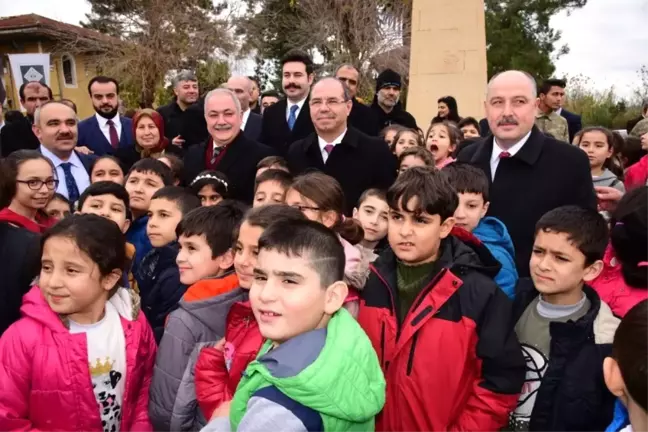Osmaniye'de Şehitler Anıldı