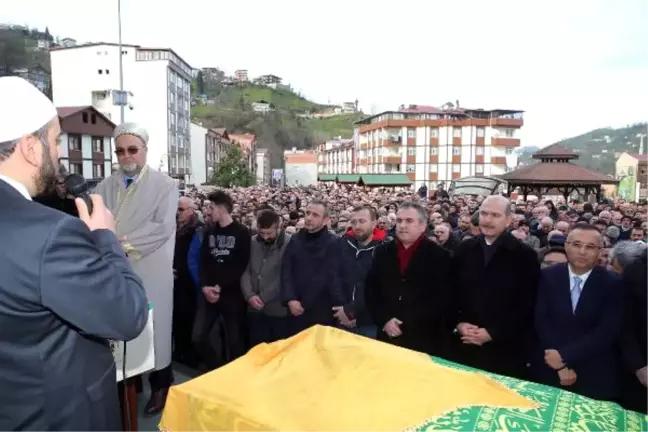 Başdanışman Ahmet Minder'in Annesi, Son Yolculuğuna Uğurlandı