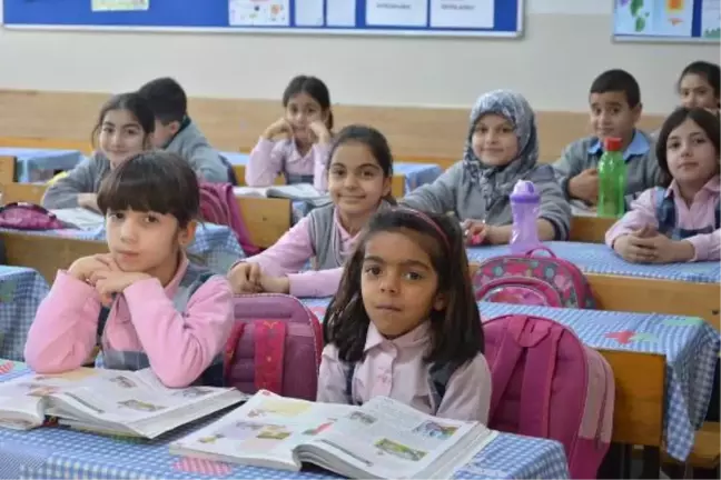 Üniversiteli Gençlerin Projesi Miniklerin Başarısını Artırdı