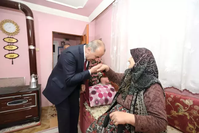 Başkan Türkyılmaz'a Sevgi Seli