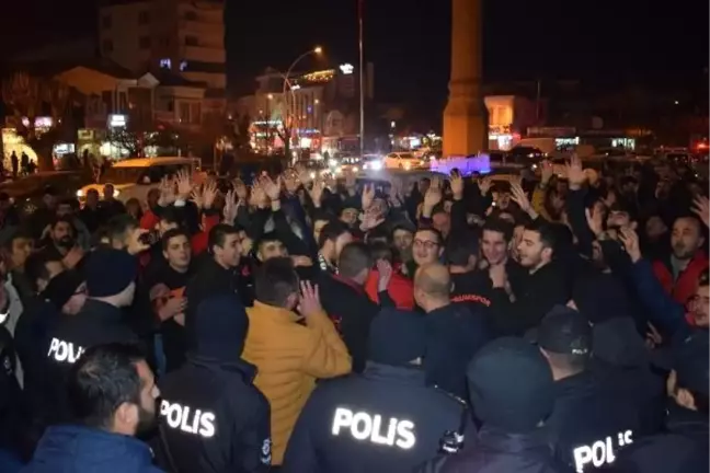 Yeni Çorumspor Taraftarları, İstifa Eden Başkanlarının Geri Dönmesini İstedi