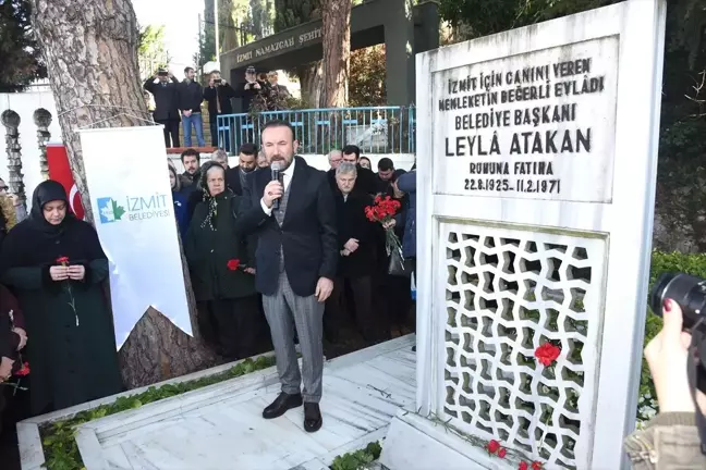 İzmit'in İlk Kadın Belediye Başkanı Leyla Atakan Anıldı