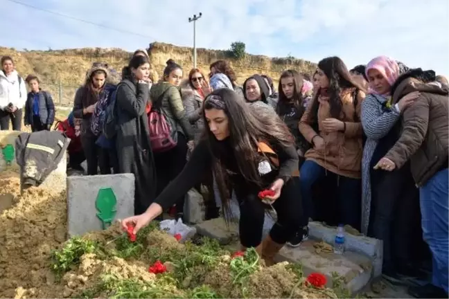 Kadın Müdür Yardımcısı, Yolunu Kesen Eski Eşi Tarafından Öldürüldü (2)