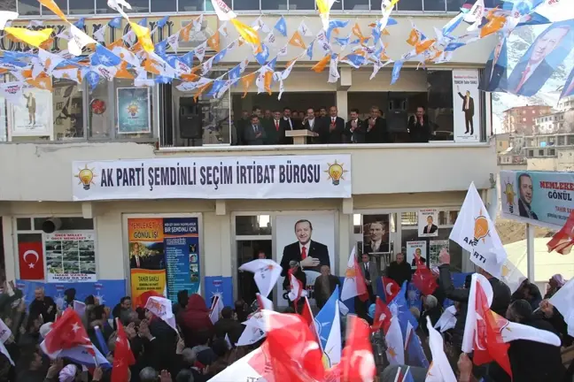 Şemdinli'de AK Parti Seçim Bürosu Açıldı