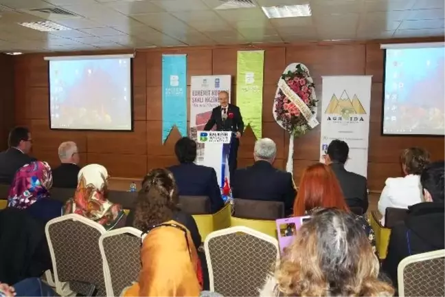 Ayvalık'ta, Denizlerin Hazinesi Kırmızı Mercanları Koruyacak Proje Tanıtıldı