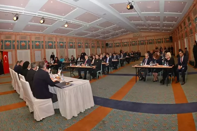 Vali Civelek, Marmaris'te Muhtarlarla Buluştu