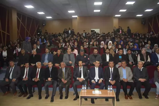 İstiklal Marşı'nın Kabulü ve Mehmet Akif Ersoy'u Anma Günü