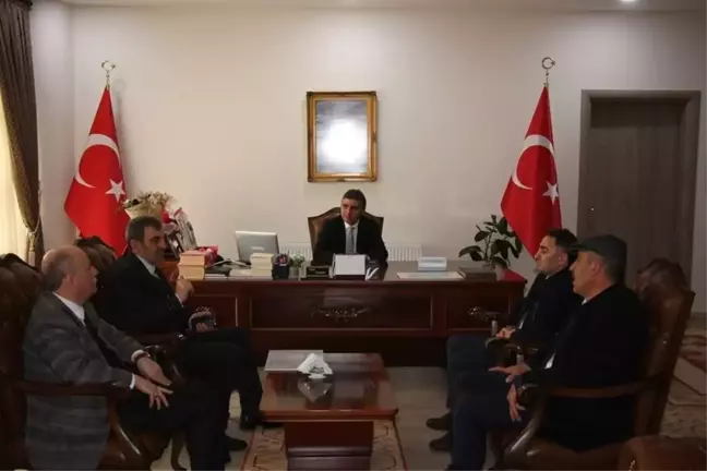 Sgk İl Müdürü Nizamettin Durmuş Oltu Kaymakamı Turan'ı Ziyaret Etti