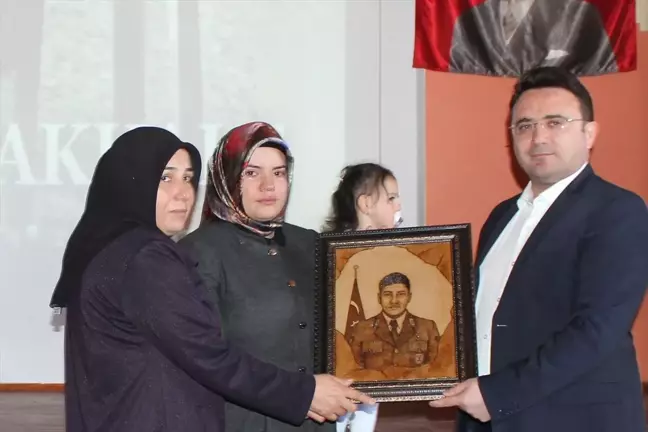 Şehit Göksu Şafak Şahin'in Adı Okul Salonuna Verildi