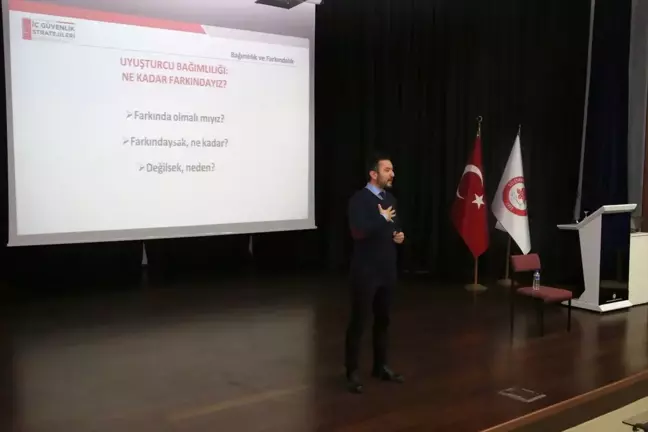 Sdü'de Farkındalık Eğitimi