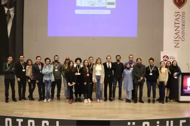 Marmara Bilişim Zirvesi'nde Genç Girişimciler Bir Araya Geldi
