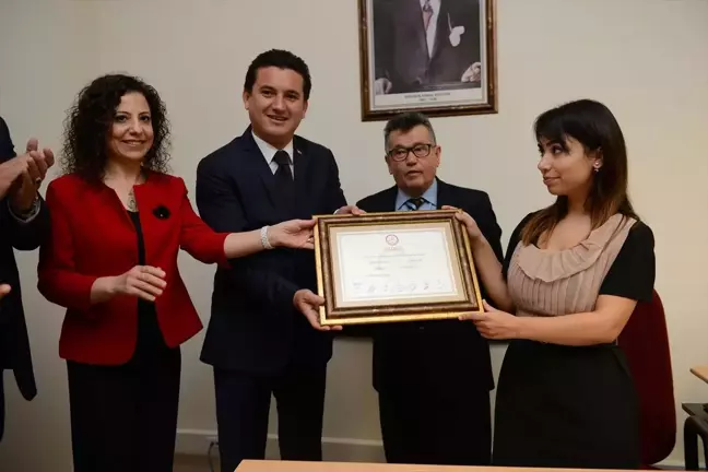 Kumluca Belediye Başkanı Köleoğlu Mazbatasını Aldı