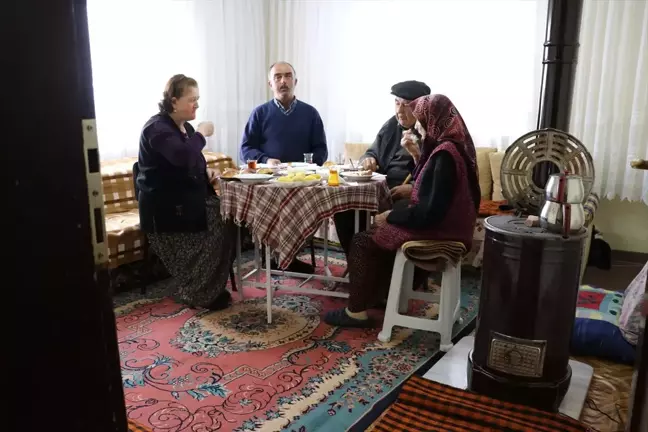 Toplumun Temel Direği: Aile - Sıcakkanlı Bir Trakya Ailesinin Sevgi Dolu Hikayesi