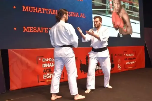 Sempozyumda Doktorlara Yönelik Şiddeti Konuşup, Aikido Öğrendiler