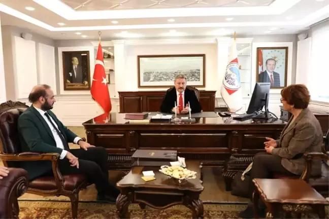 Başkan Dr. Mustafa Palancıoğlu