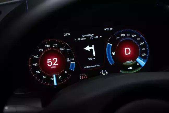 Aston Martin'den Tamamen Elektrikli Rapid E Tam 604 Beygir!