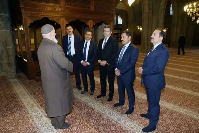 Valiler Ata Mirası Selçuklu Eserlerine Hayran Kaldı