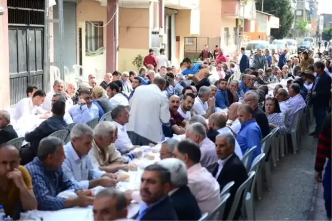 Aşiret Yemeğinde 400 Kilo Et Tüketildi