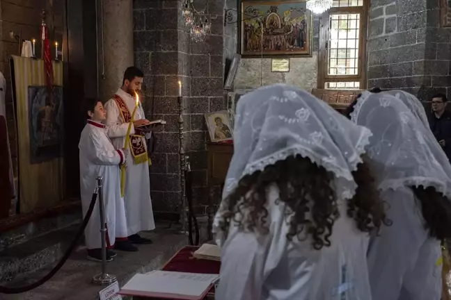 Diyarbakır'da Paskalya Bayramı Kutlaması