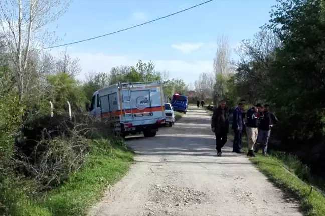 Elazığ'da Traktör Devrildi: 1 Ölü, 1 Yaralı