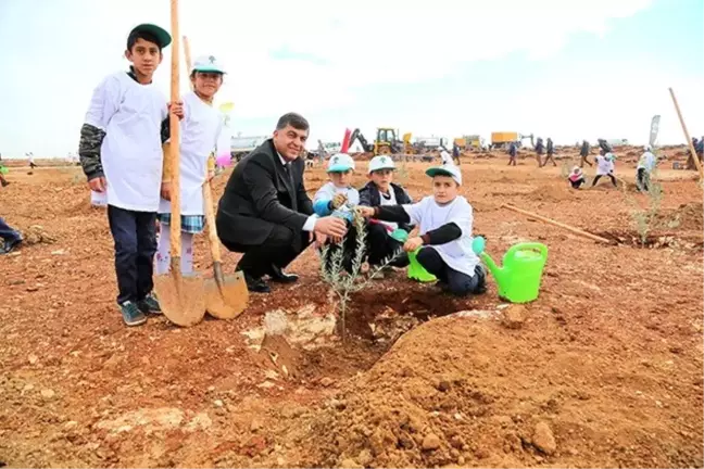 Başkan Fadıloğlu'ndan Fidan Dikimine Davet