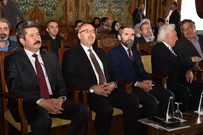 İslam Sosyal Bilimler Tarihi
