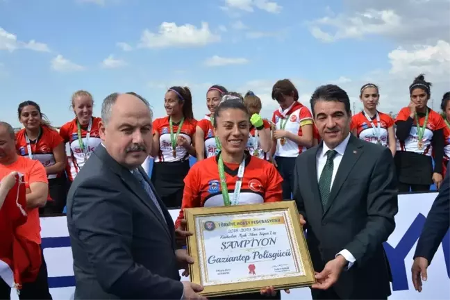 Posilisgücü'nün Sultanları Süper Lig Şampiyonu
