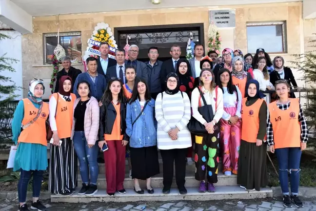 Çay'da El Sanatları Sergisi Açıldı