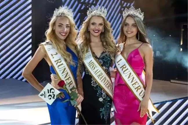Miss Aura International'in kraliçesi, Çek Kristyna Malirova oldu