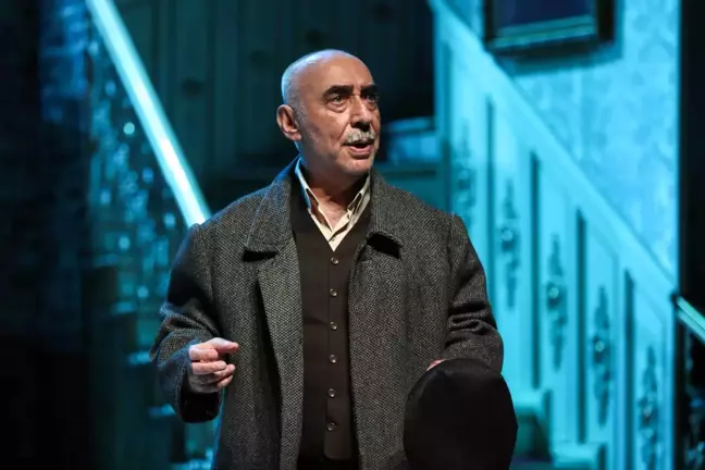 Şener Sen'li 'Zengin Mutfağı'ndan tiyatroseverlere sürpriz!