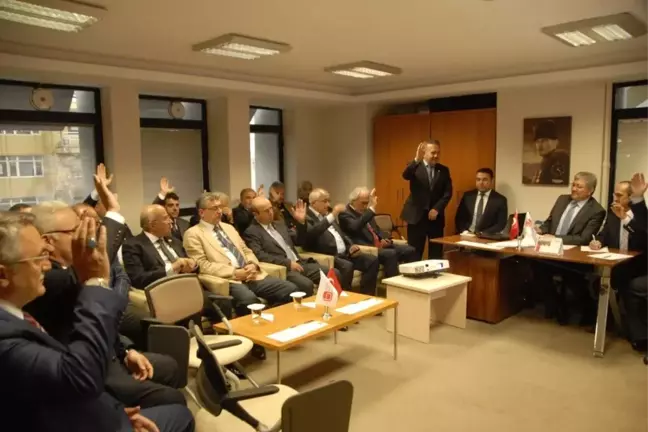 Akın, tekrar genel başkan yardımcısı