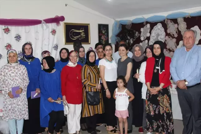 Söğütlü'de sergi açılışı
