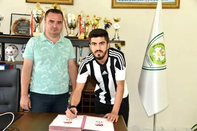 Tecrübeli golcü Manisa BBSK'de