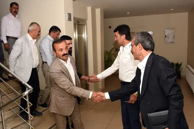 Belediye Başkanı Şeylan, muhtarlarla bir araya geldi